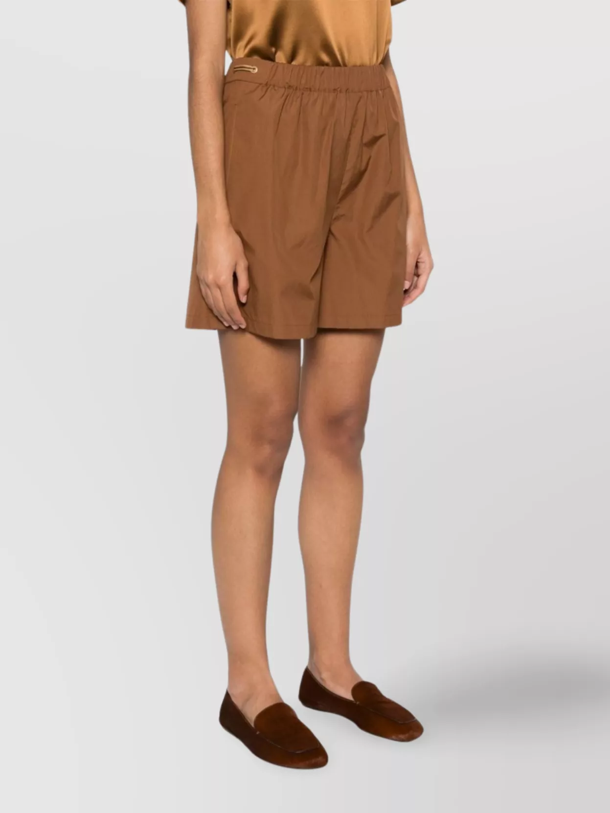Max Mara Knee Length Relaxed Fit Shorts With Pockets