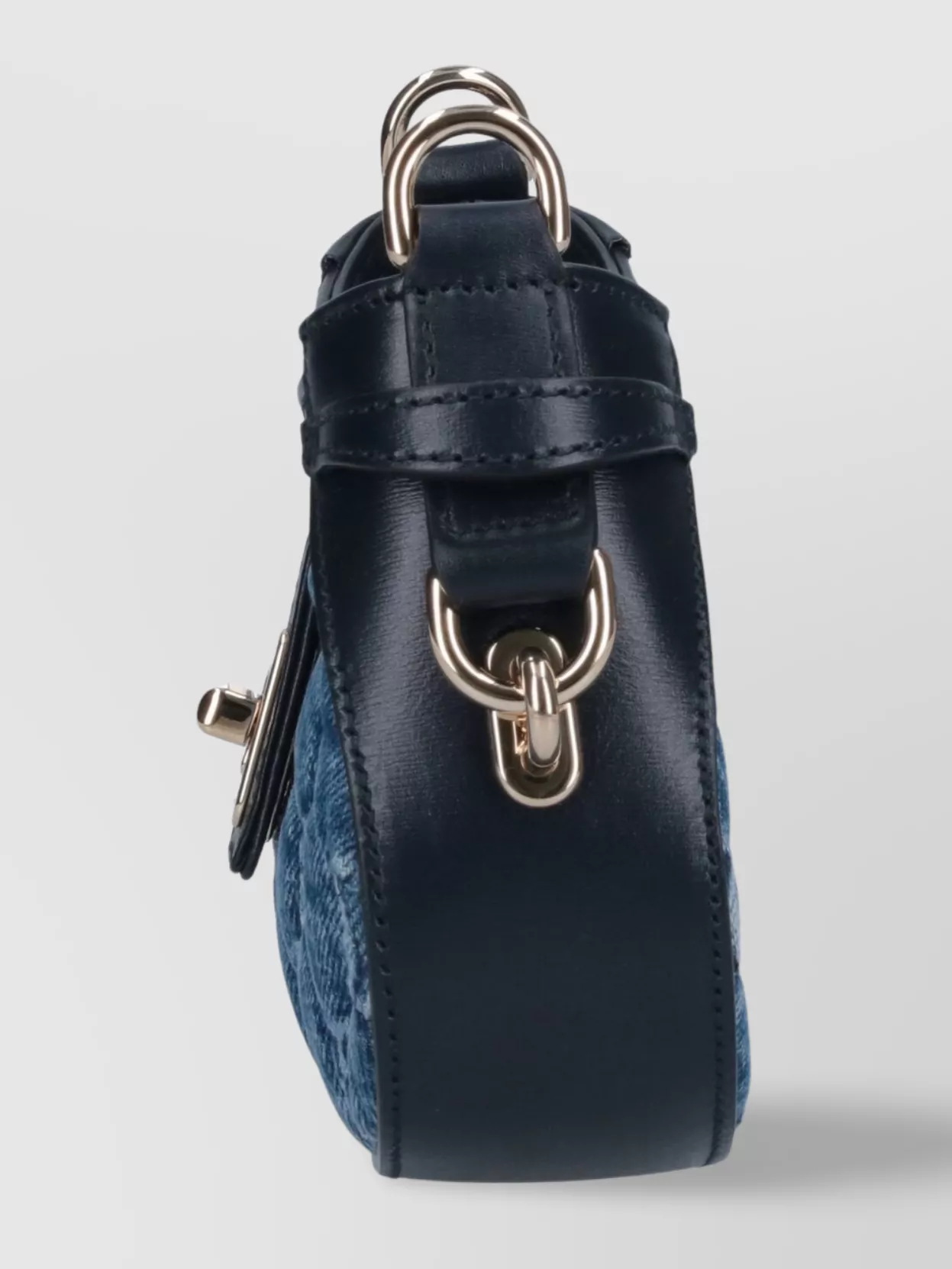 Gucci Shoulder Bag With Adjustable Strap And Front Buckle