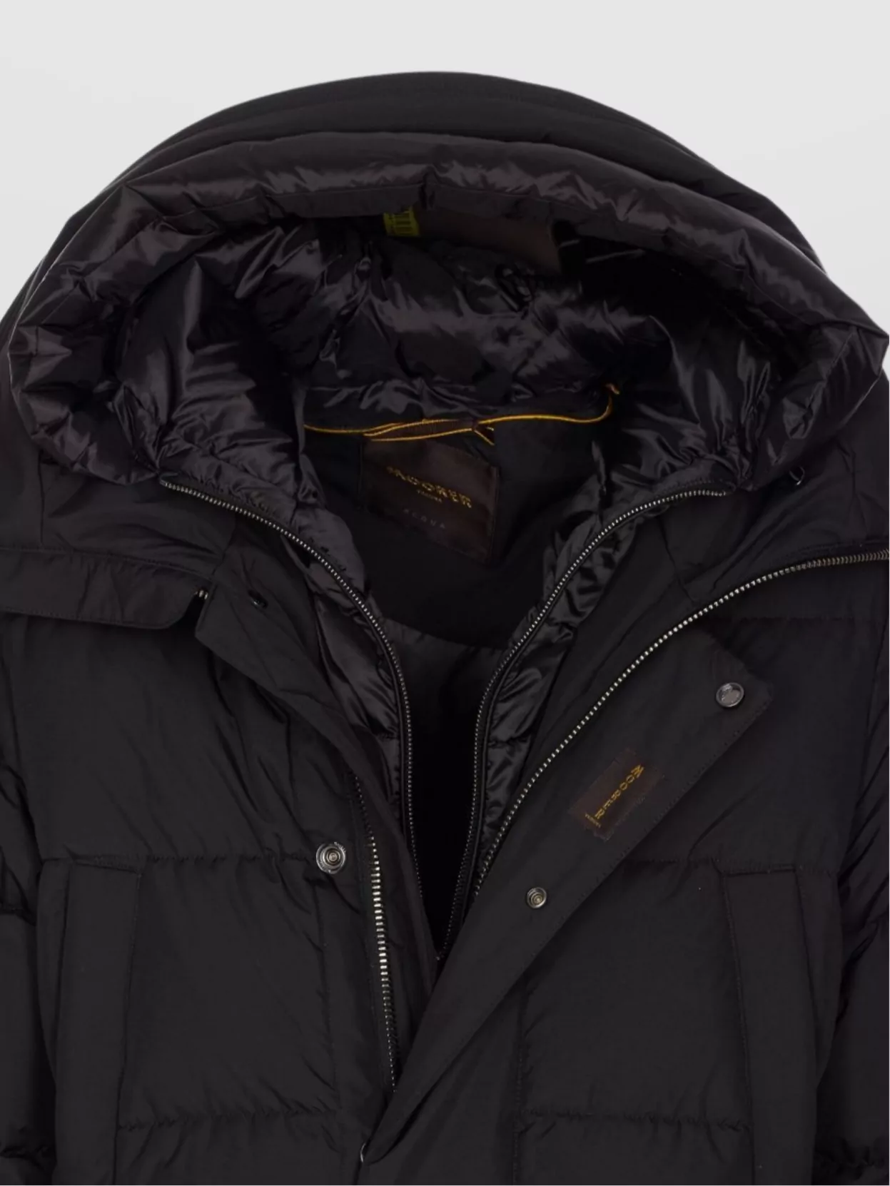 Moorer Quilted Hooded Jacket Pockets