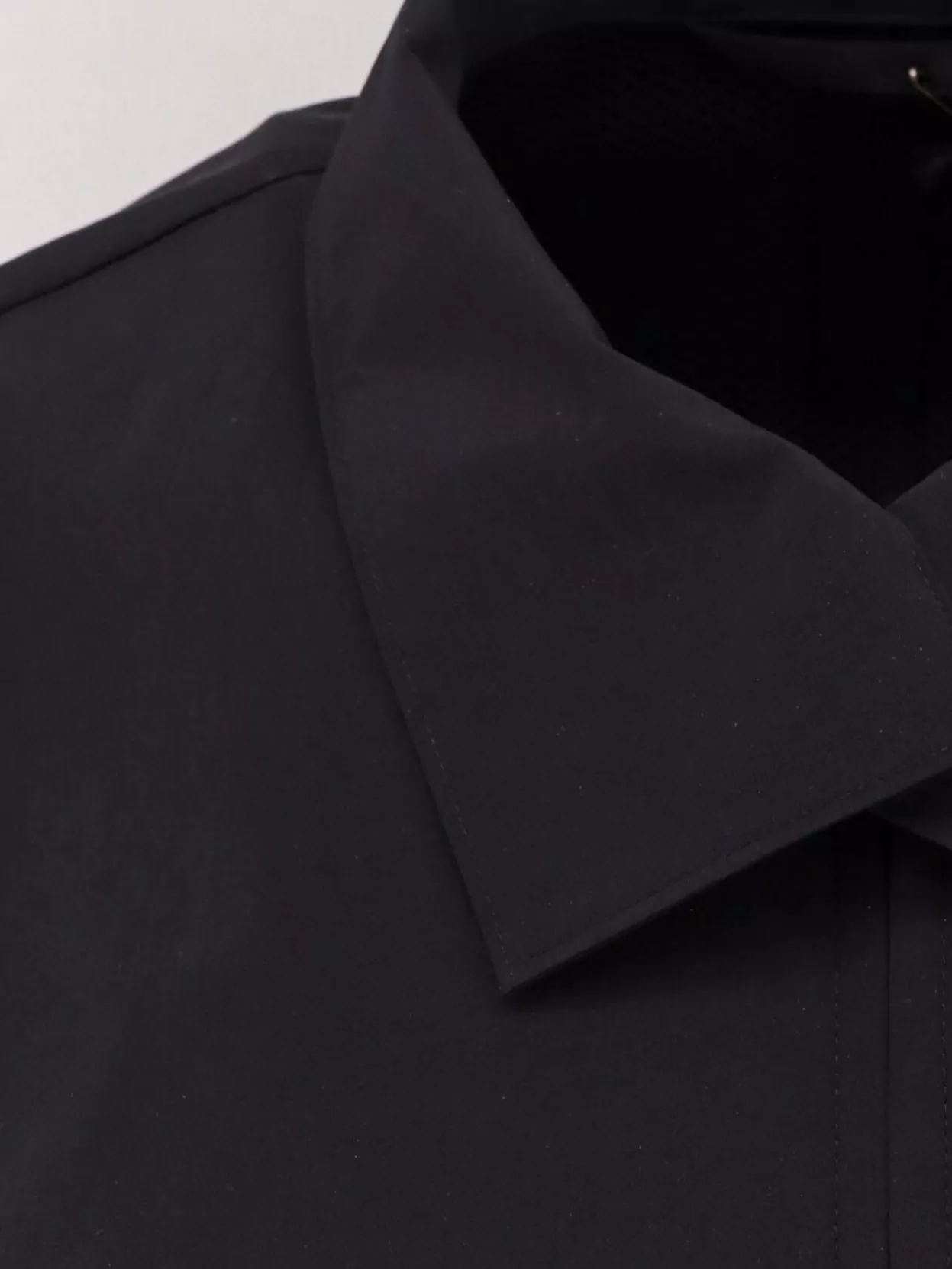 Issey Miyake Collared Front Pockets Long Sleeves Jacket In Black