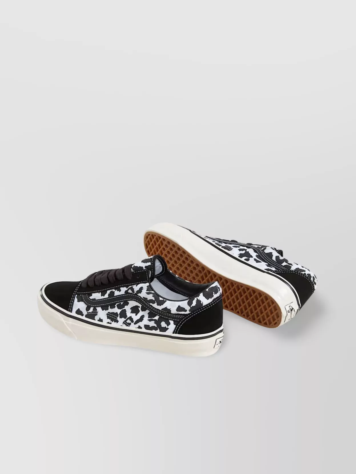 Vans Low-Top Stitched Sneakers Rubber Sole