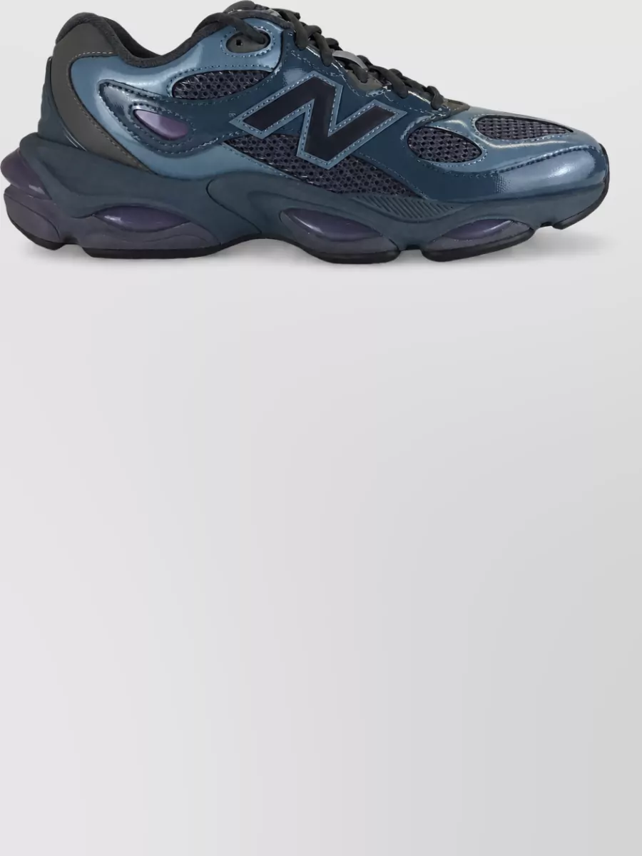 New Balance Low-Top Sneakers
