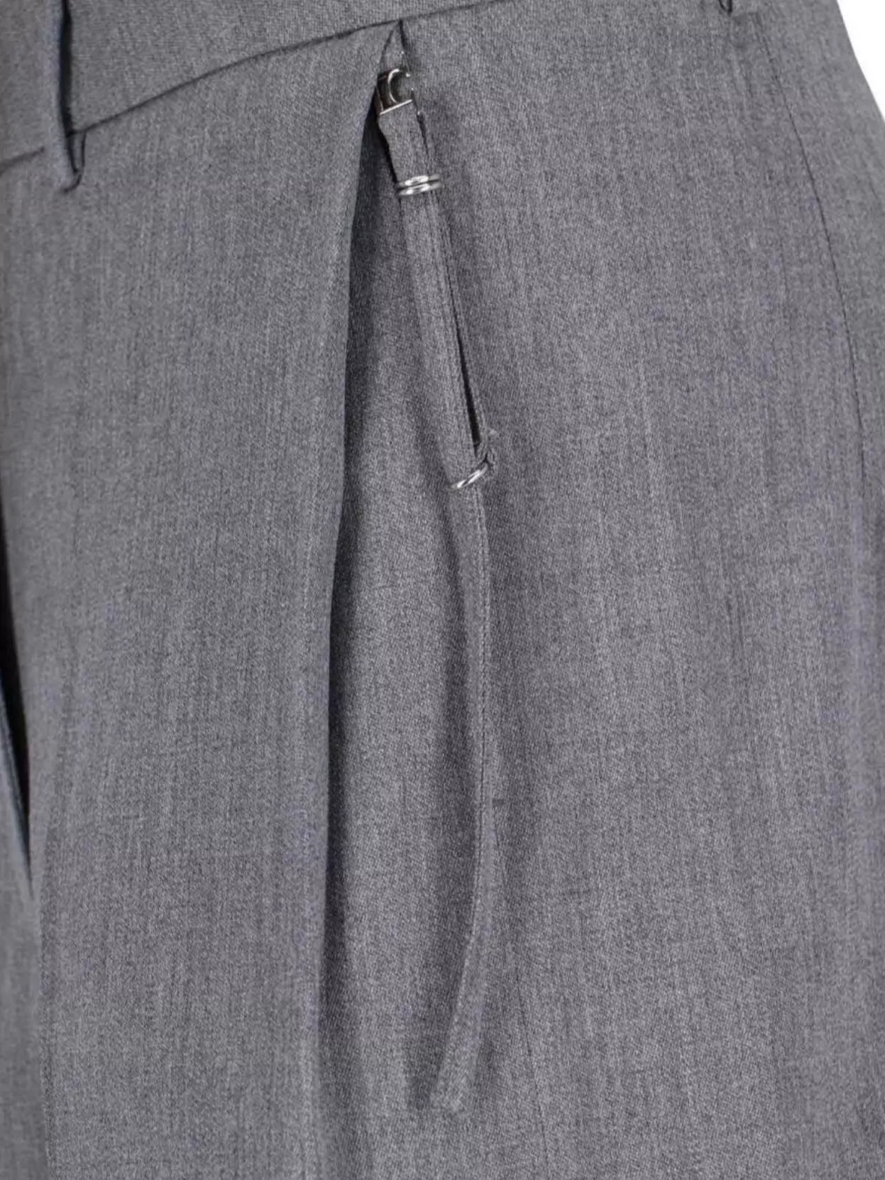 Low Classic Straight Shorts With Back Pocket And Belt Loops In Grey