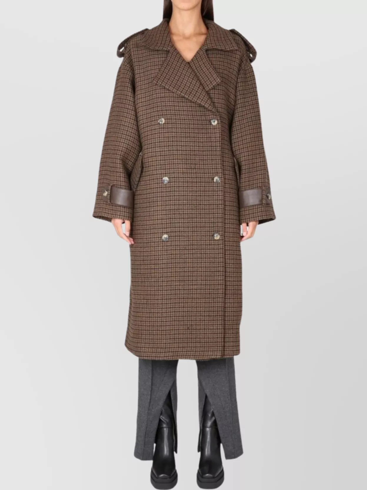 THE MANNEI CHECKERED DOUBLE-BREASTED COAT BUTTON DETAILING
