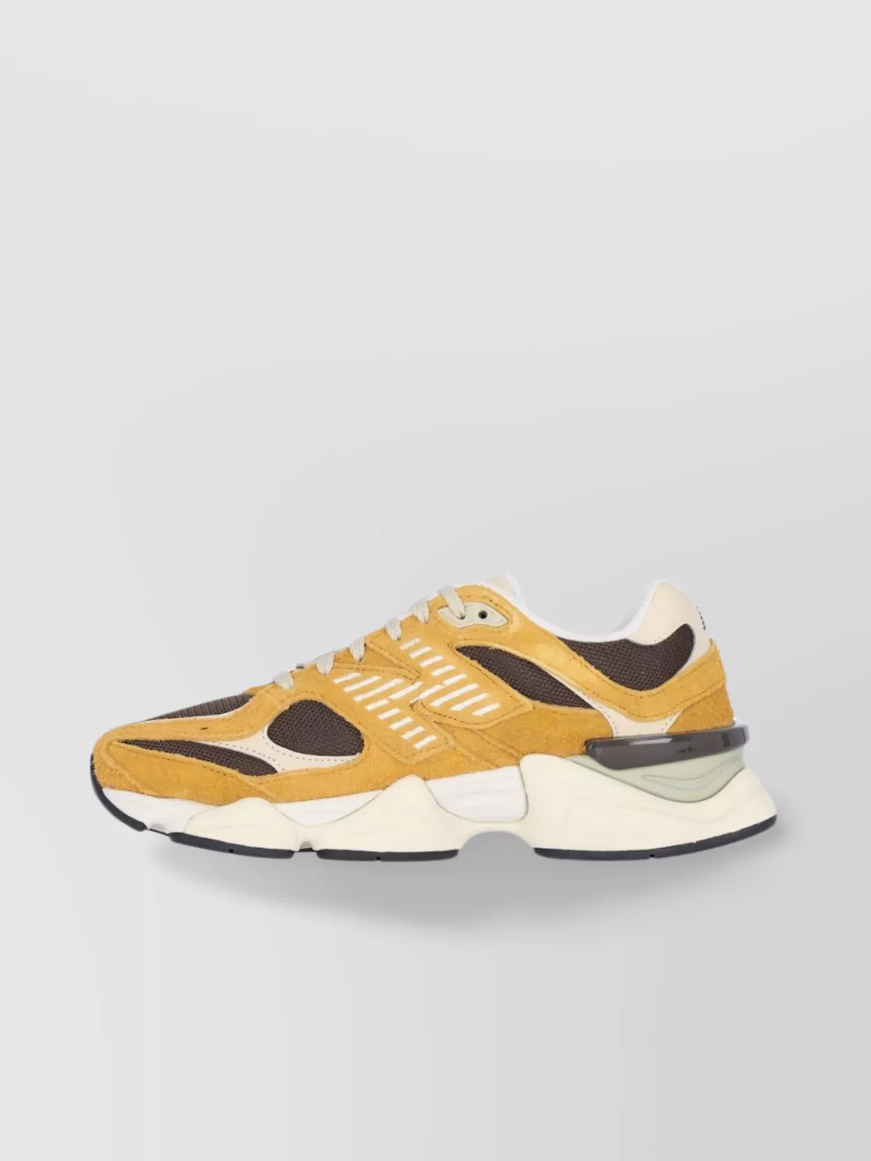 New Balance Chunky Sole Mesh Panels Suede Overlays Sneakers