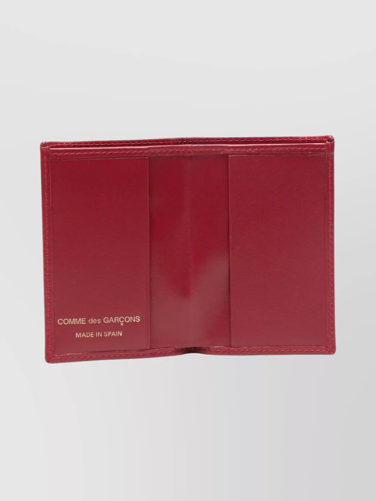 Comme Des Garçons Compact Leather Bi-Fold Wallet Design