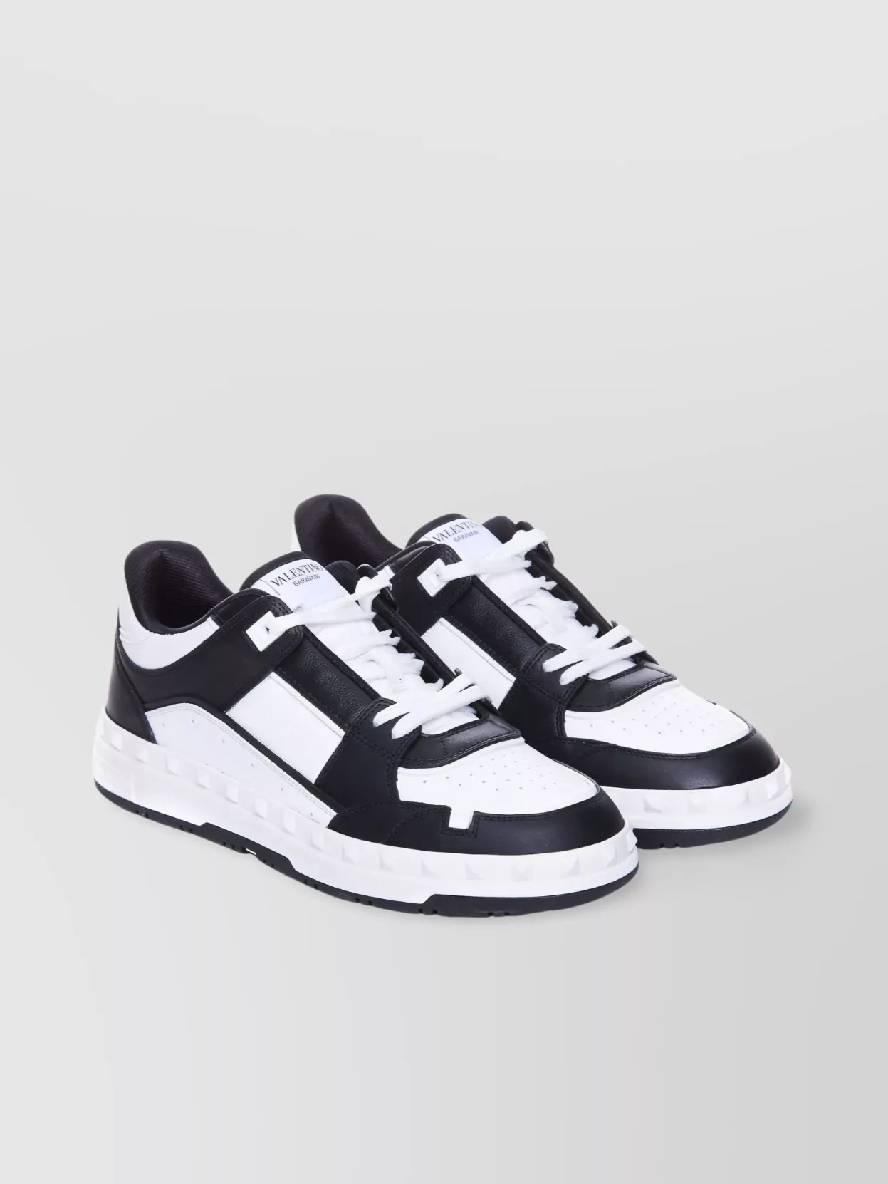 Valentino Garavani Studded low-top sneakers | nappa/vitello