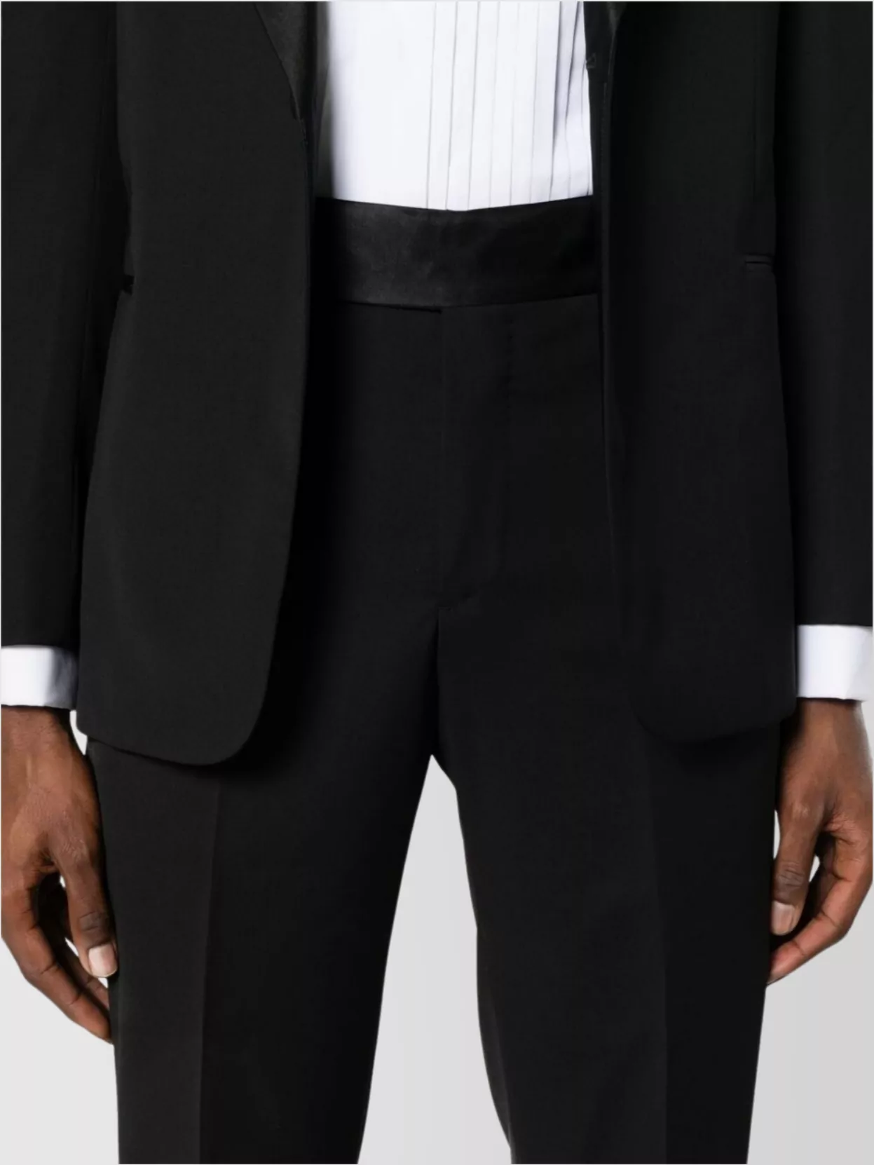 Giorgio Armani Wool Suit With Satin Lapel And Pockets