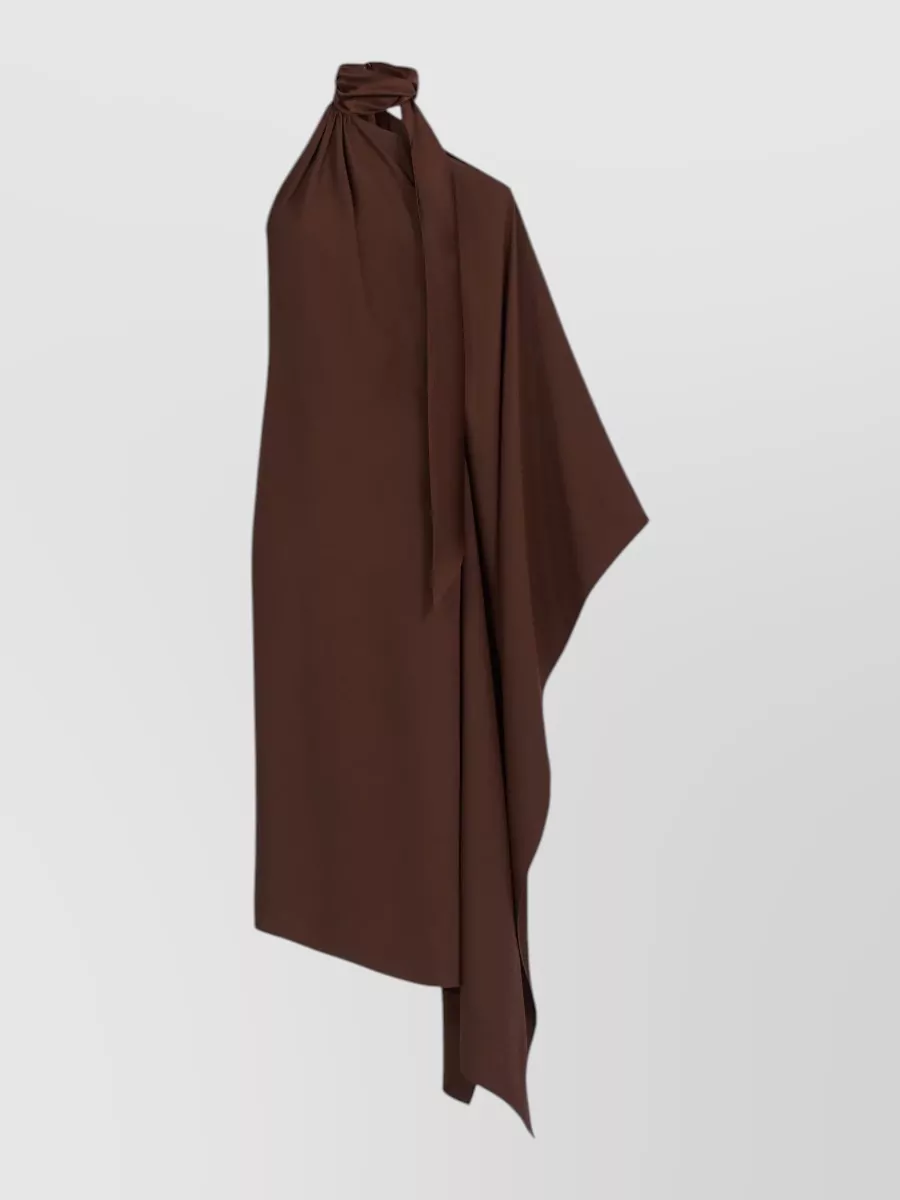 Taller Marmo Atlas asymmetric off-shoulder gathered midi dress — The Taller Marmo chocolate one-shoulder midi mirrors the bag’s rich brown minimalism and architectural line, creating a refined evening foundation that feels quietly luxurious rather than logo-led.