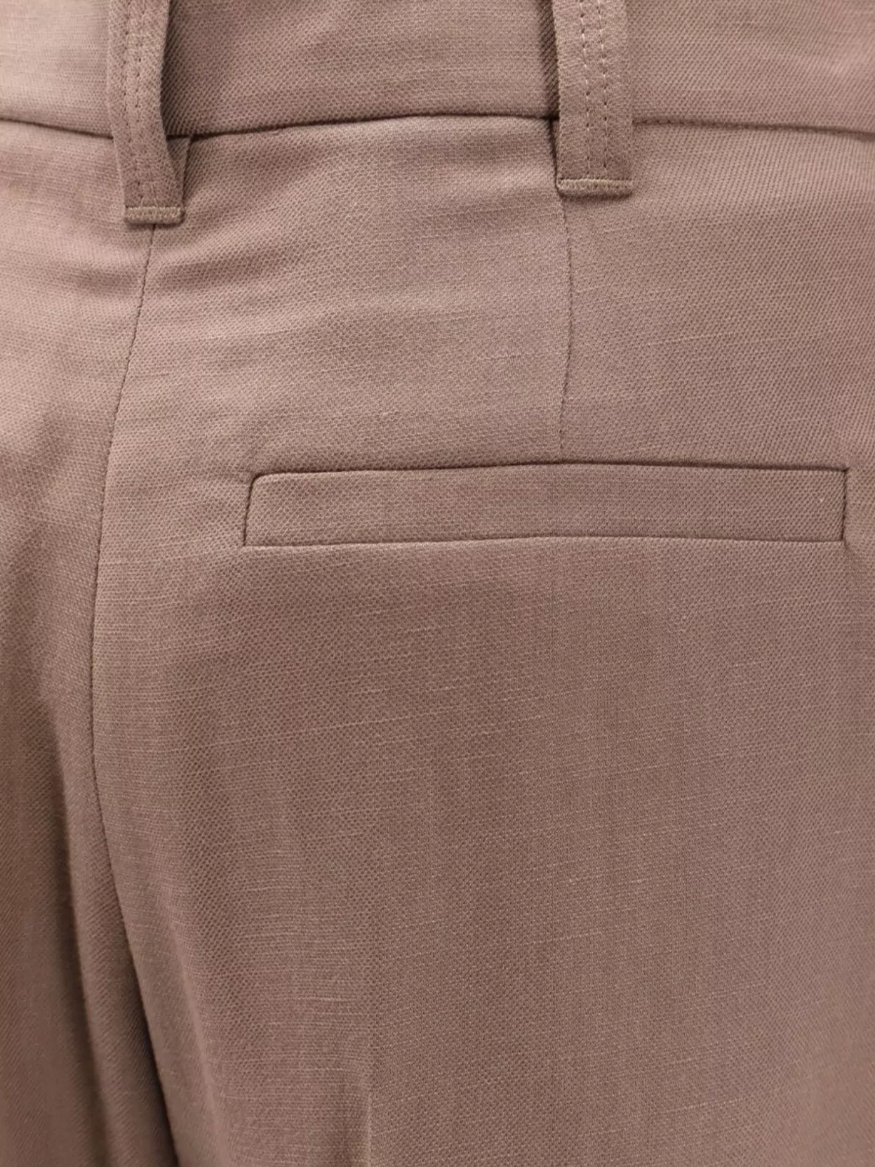 BRUNELLO CUCINELLI VISCOSE AND LINEN TROUSERS WITH FRONT PLEATS