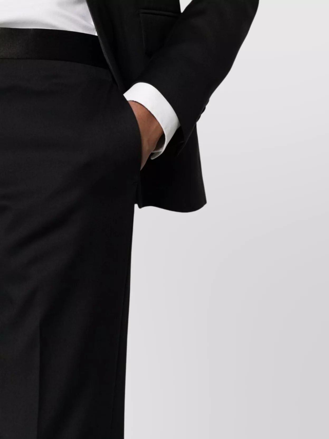 Tagliatore Wool Smoking Suit Brooch Detail