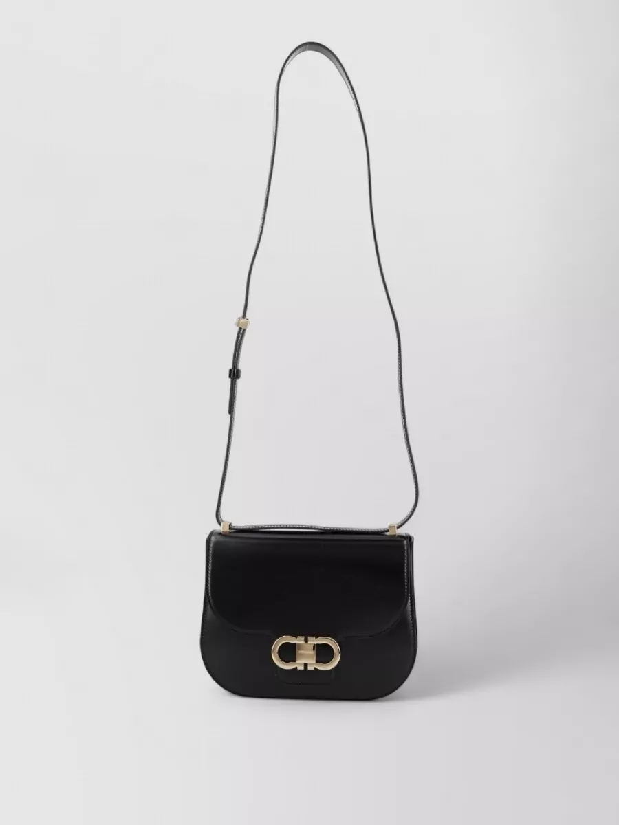 Ferragamo na
