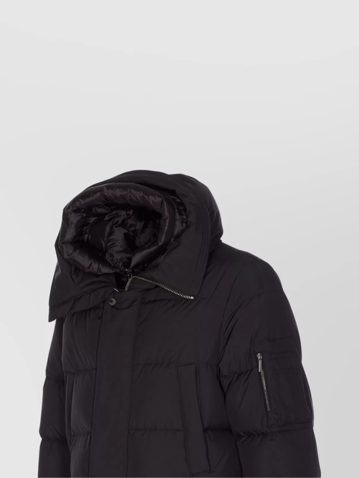 Moorer Quilted Hooded Jacket Pockets