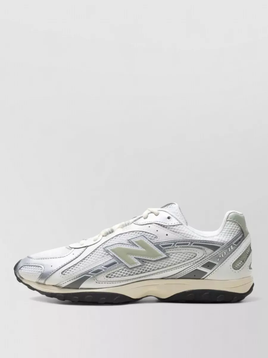 New Balance Low-Top Sneakers