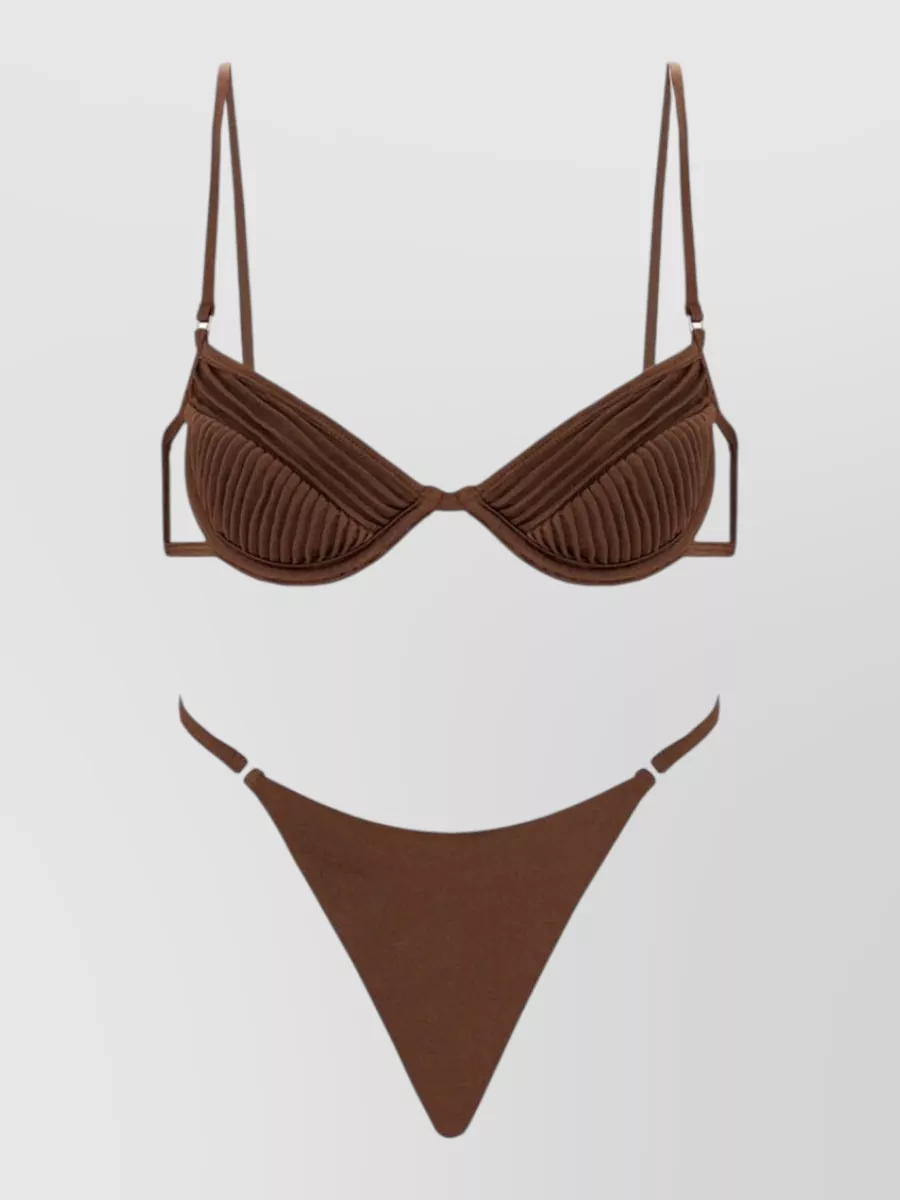 Selia Richwood amy bikini