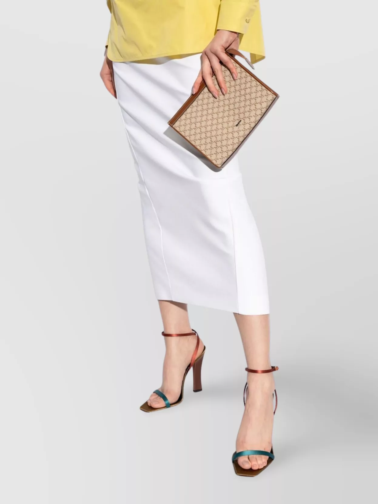 Max Mara Rectangular Clutch Bag Chain Strap In Neutral