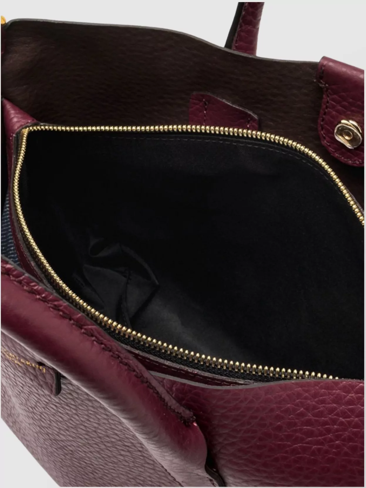 Gianni Chiarini Structured Wine Berry Double Grain Leather Handbag In Burgundy