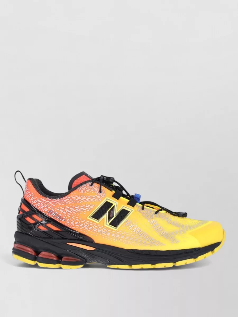 New Balance Low-Top Sneakers
