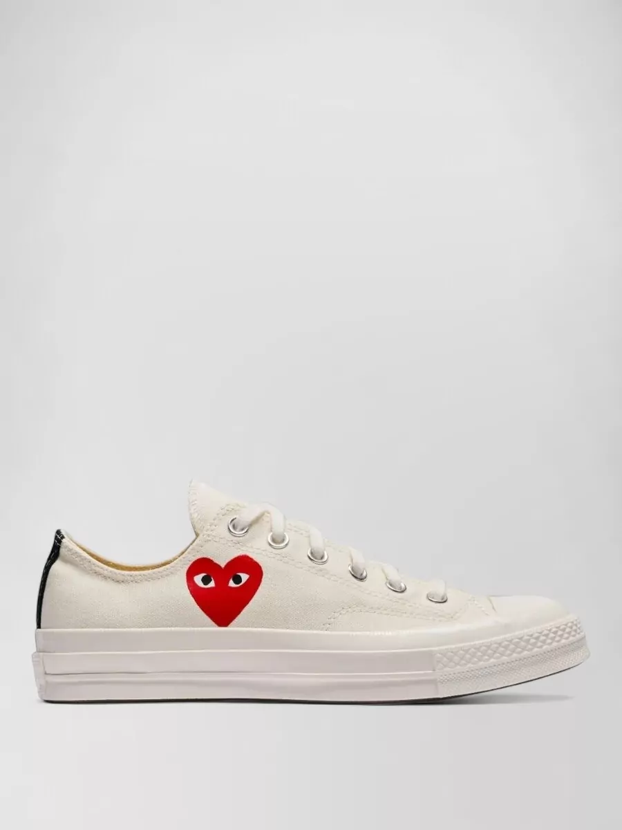 Comme Des Garçons Play Heart Detail Low Top Sneakers
