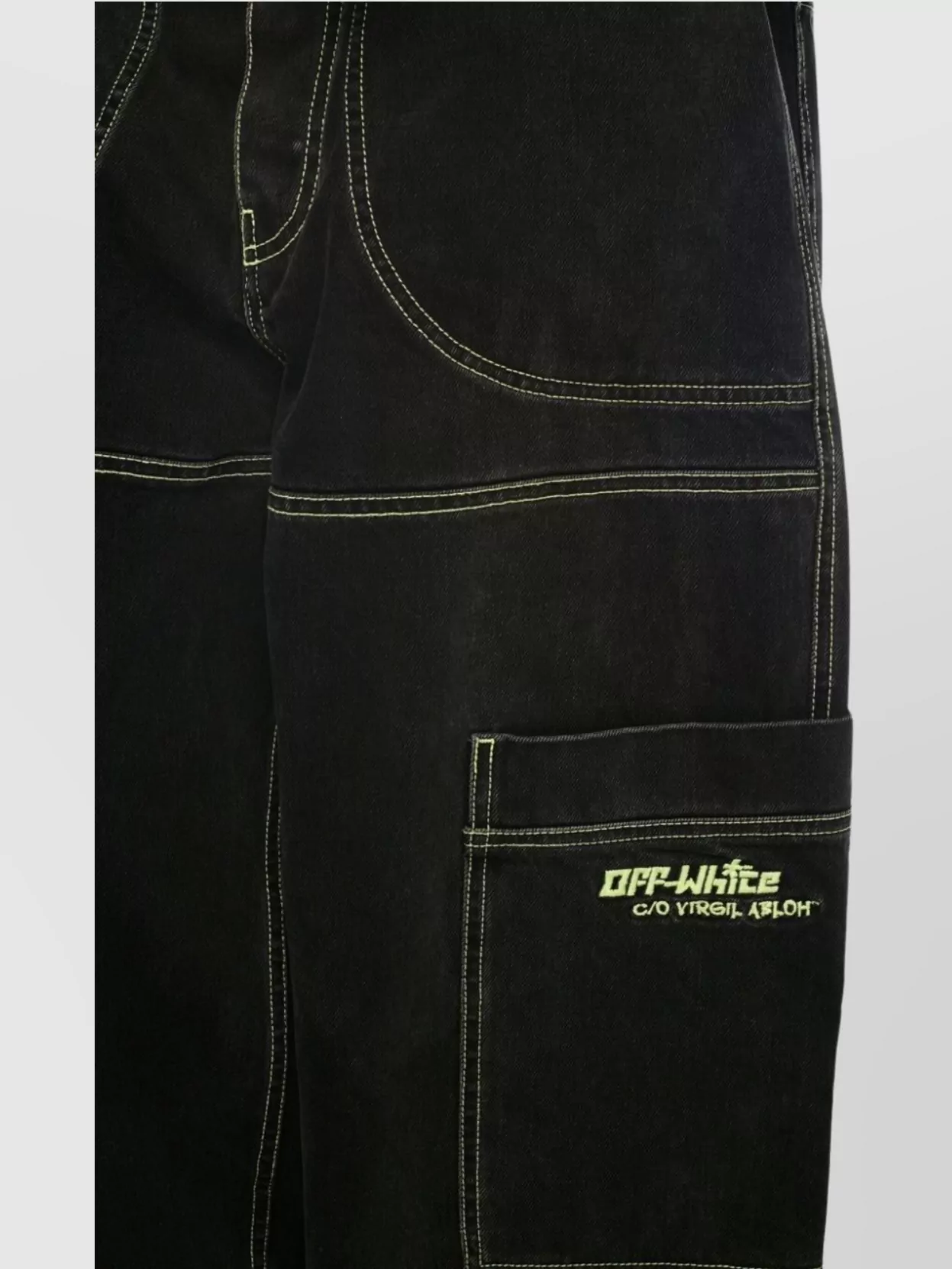 Off-White Irregular Cargo Vintage Jeans