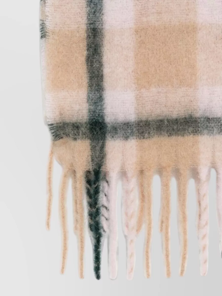 Closed Checked Alpaca Scarf