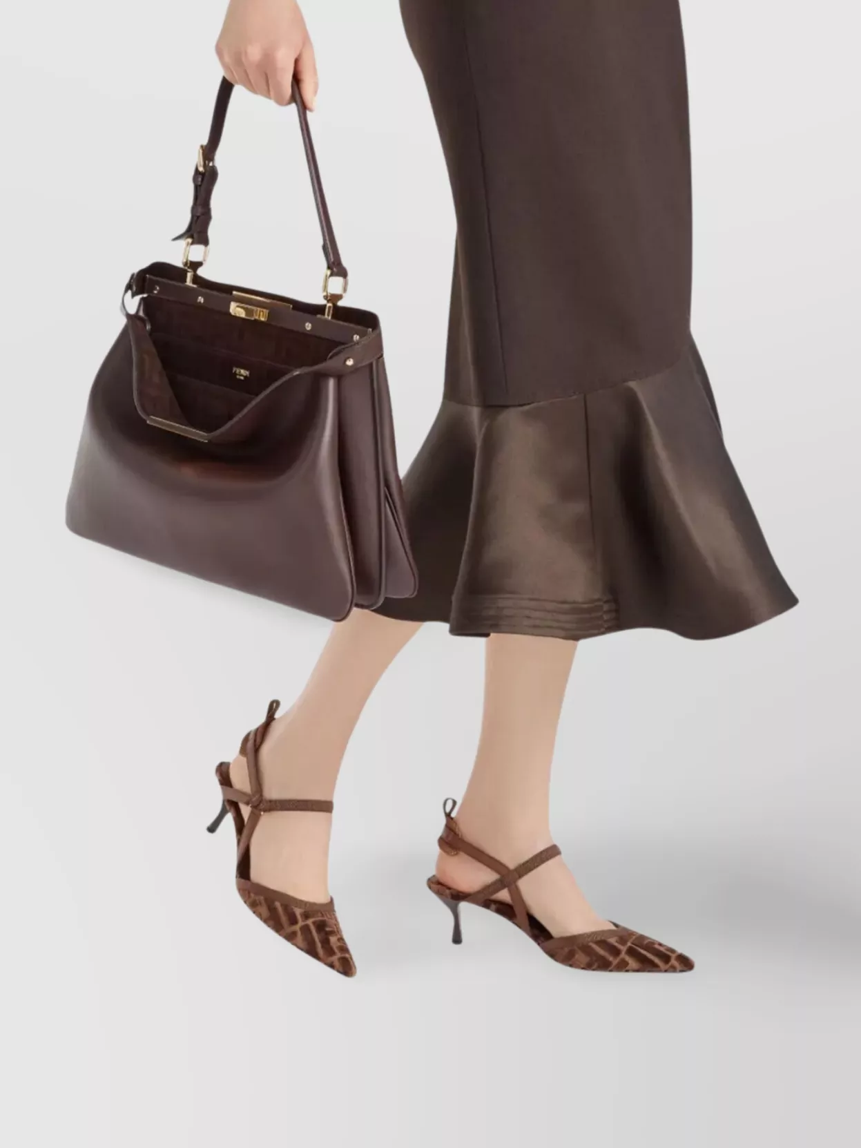 Fendi Pointed Toe Strappy Kitten Heel Pumps In Pink