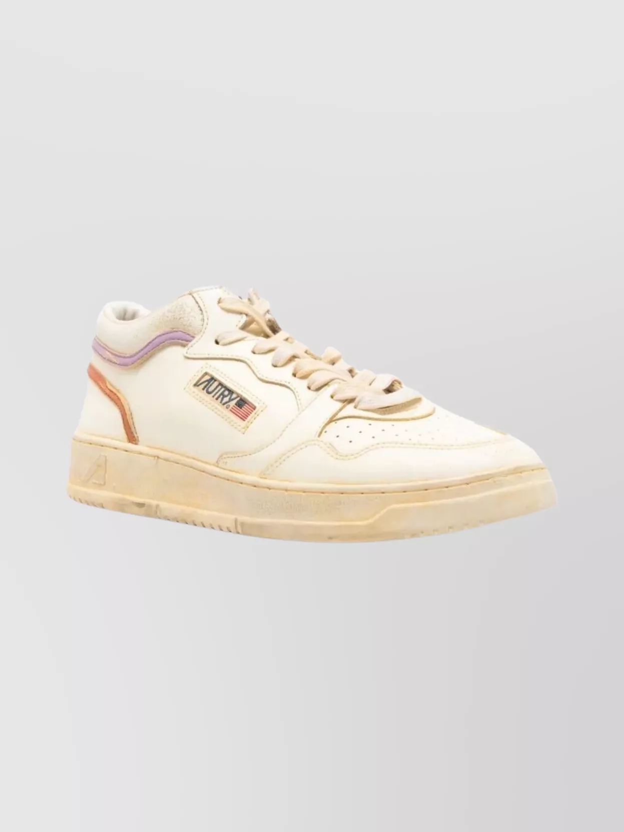 Autry Vintage Leather Sneakers Perforated Toe