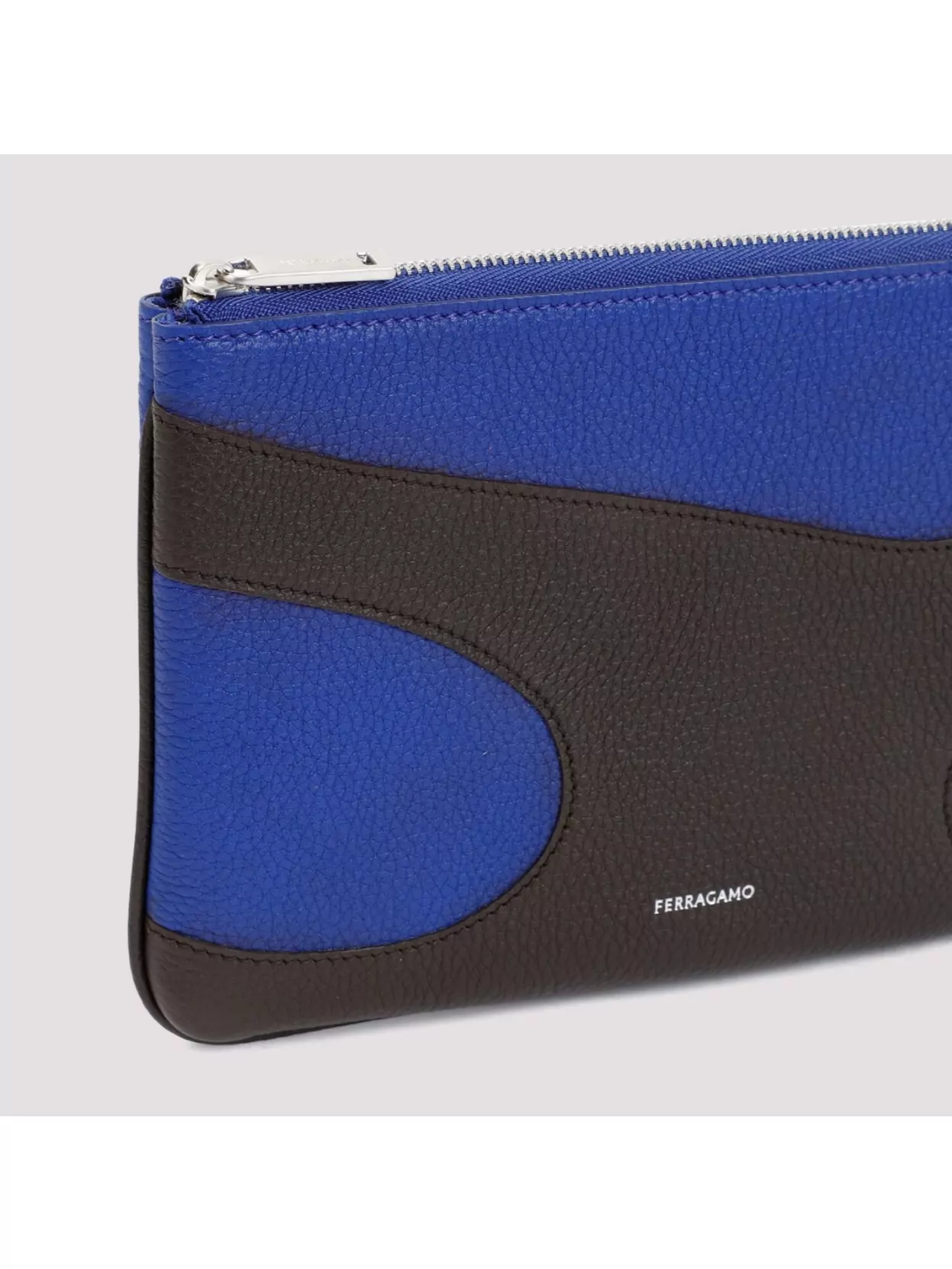 Ferragamo Logo-print Cut Out Smartphone Case In Grey