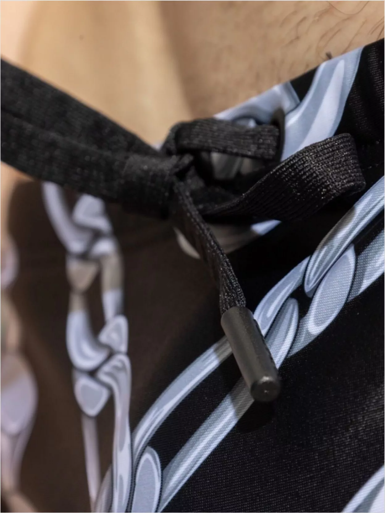 Versace Chain Print Mid-Rise Elasticated Drawstring Beachwear