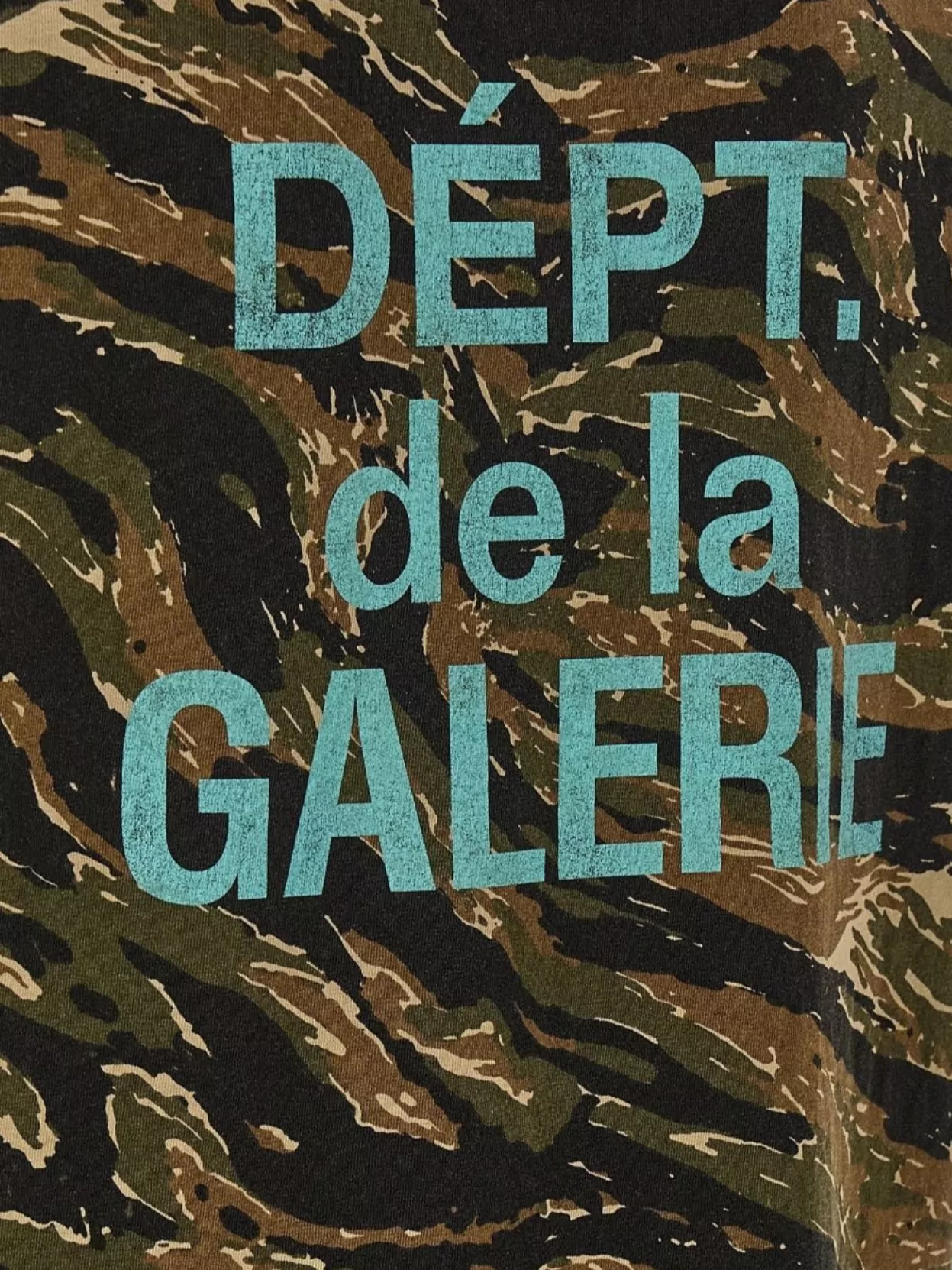 Gallery Dept. Camouflage Graphic Print Crew Neck T-Shirt