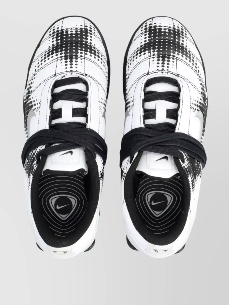 Nike Low-Top Sneakers