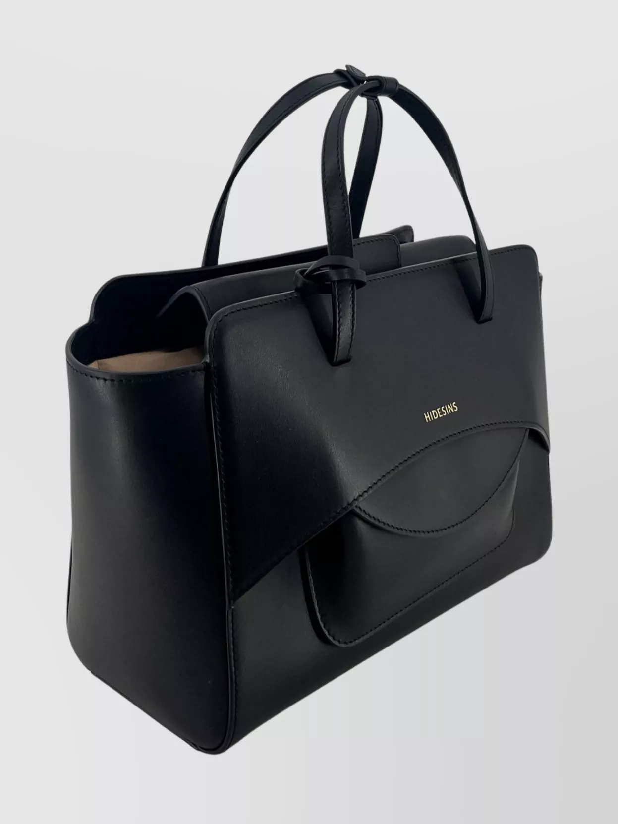 Hidesins Soft Calfskin Shoulder Bag With Flat Bottom