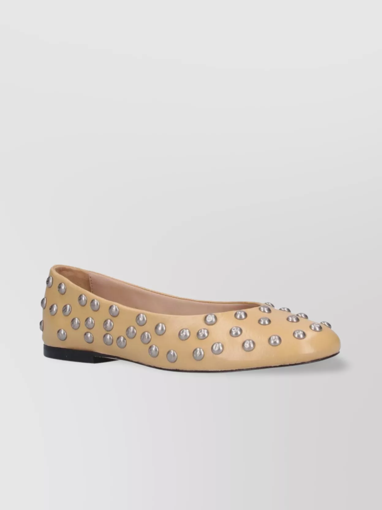 Gimaguas Studs Round Toe Flat Sole Ballerina Shoes