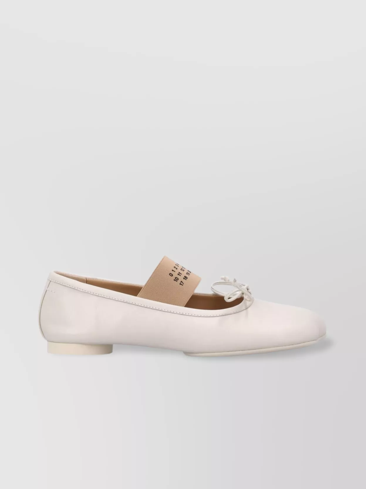 Mm6 Maison Margiela Round Toe Bow Detail Lace-Up Shoes