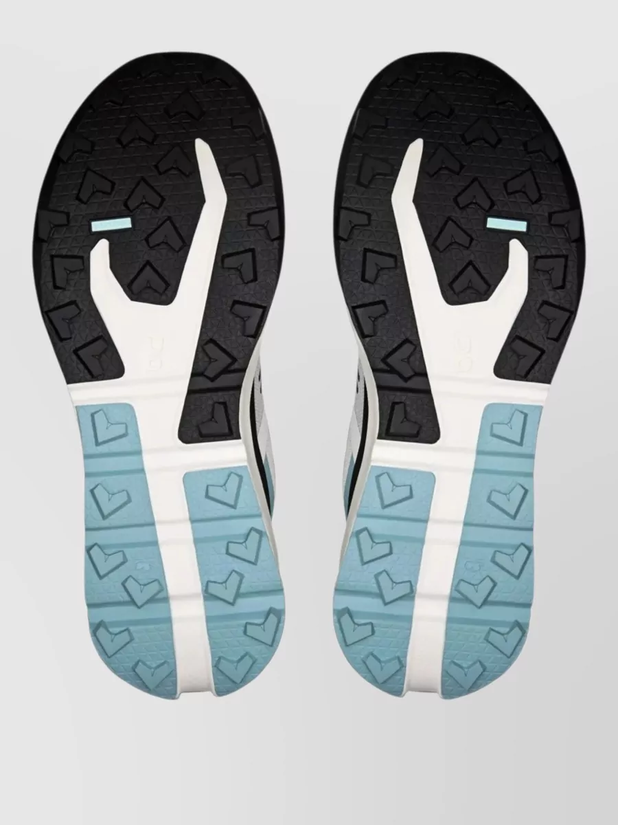 On Running Cloudvista 3 Low-Top Sneakers