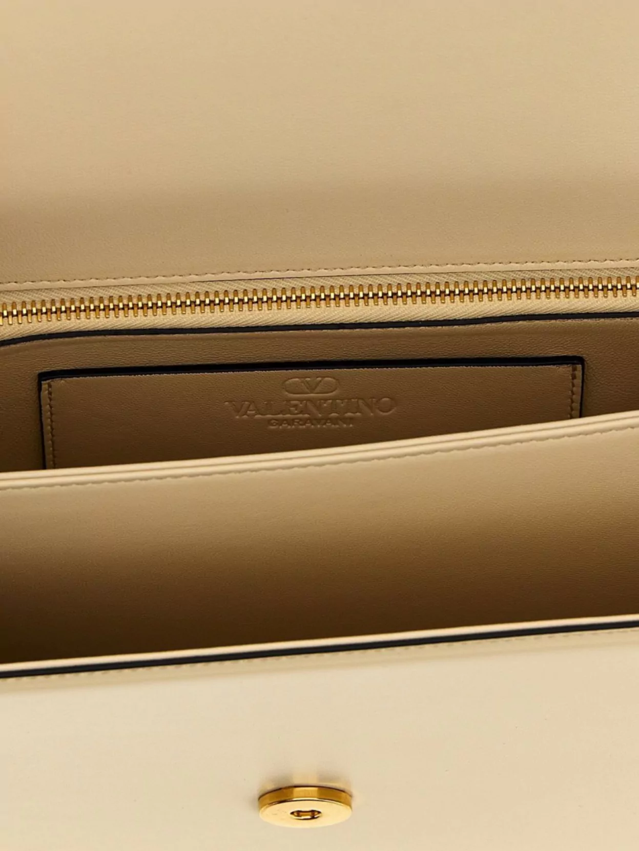 Valentino 'vain' Shoulder Bag Chain Strap