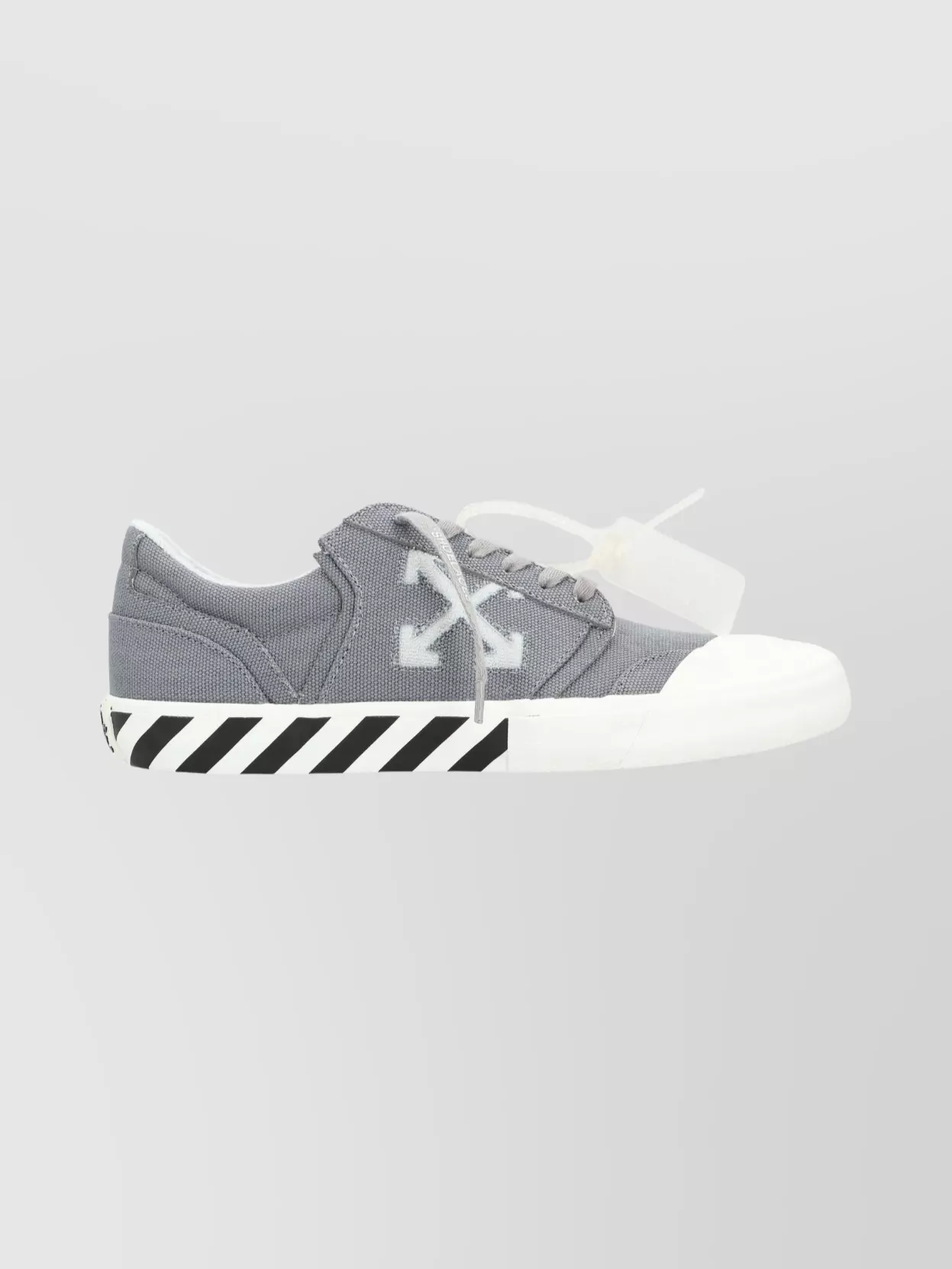 Off-White Low-Top Sneakers Rubber Cap-Toe