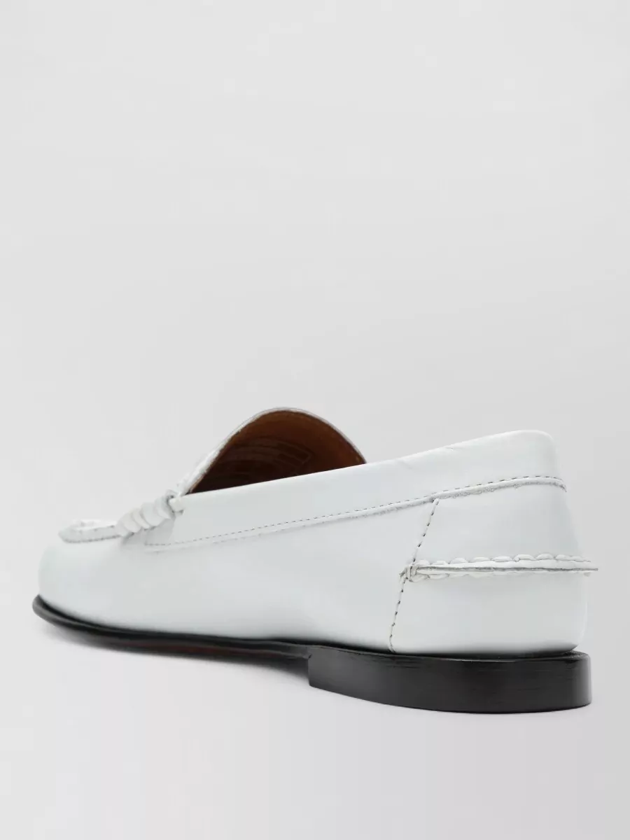 Sebago Round Toe Loafers Stitch Detailing Design