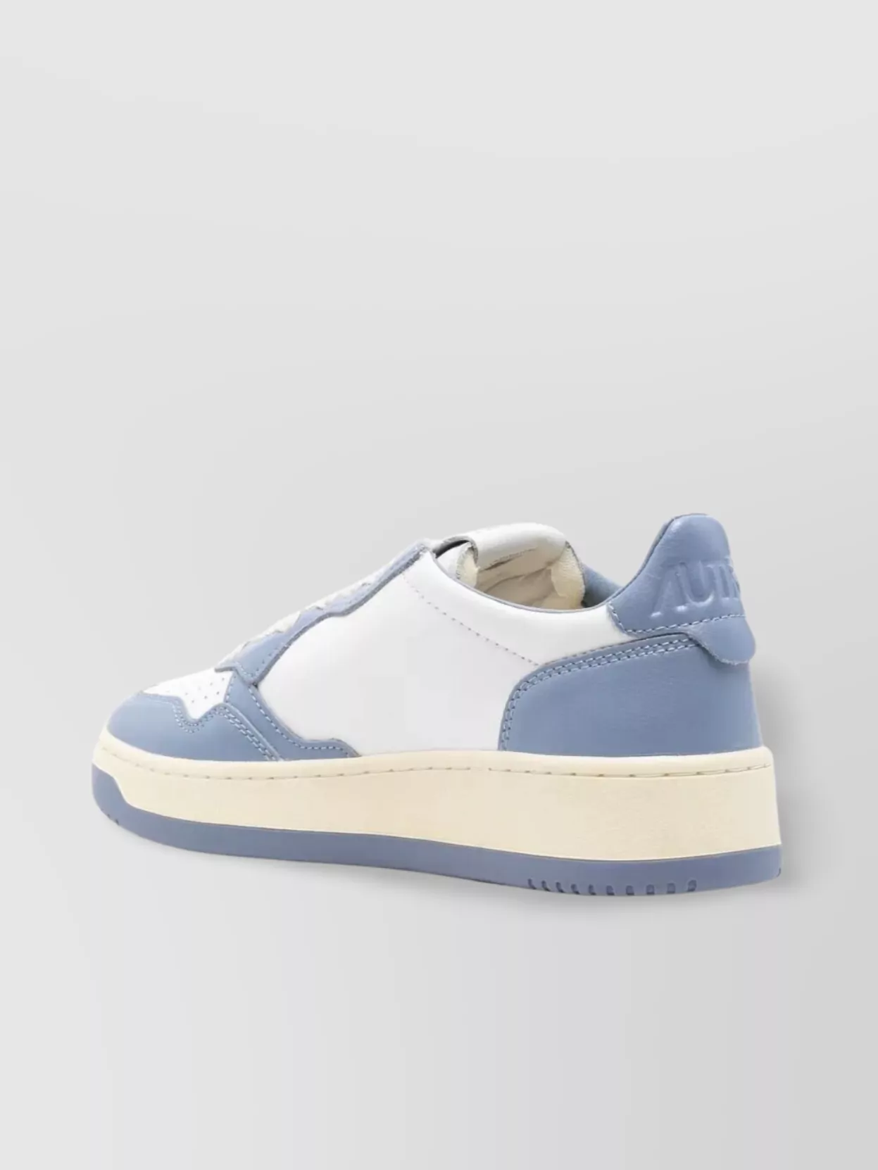 Autry Medalist Low Sneakers Leather Bicolor Paneling Perforated Sole In White