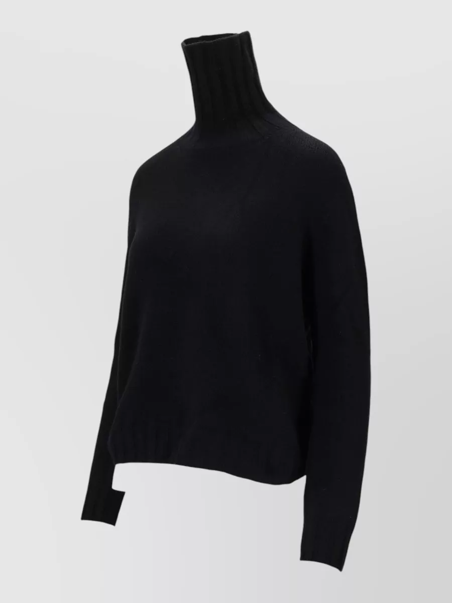 La Rose H-Neck Jumper