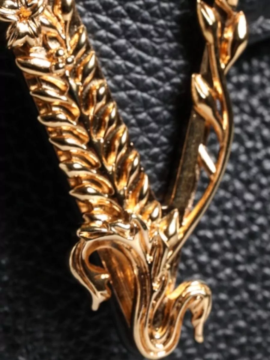 Versace La Medusa Leather Shoulder Bag