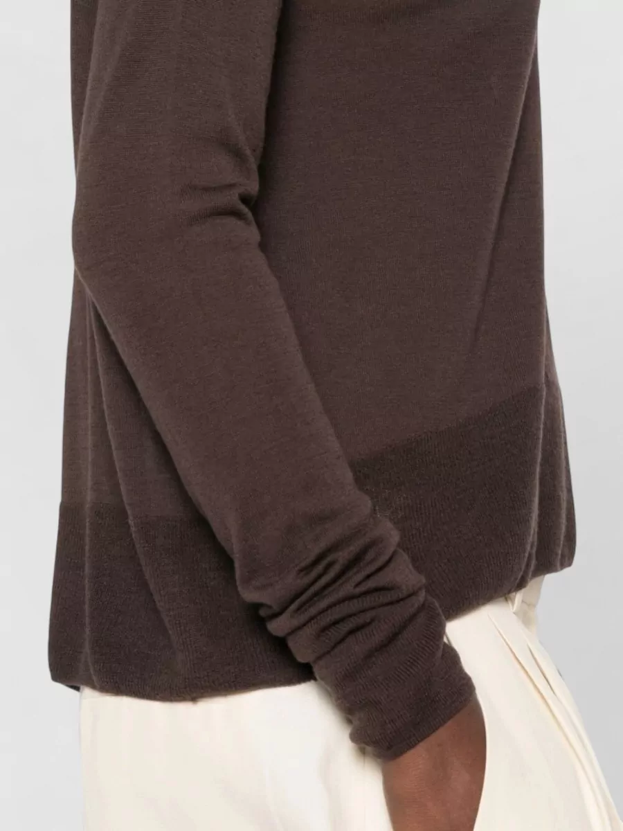 Closed Fine-Knit Wool Crew-Neck Sweater