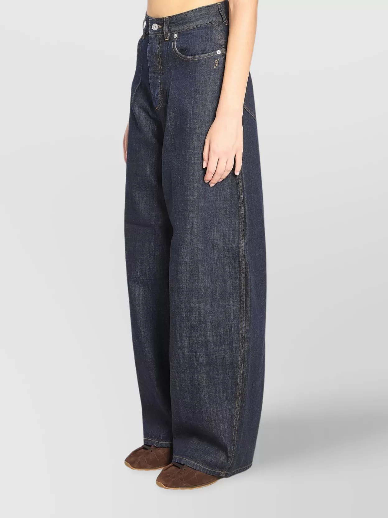 Jacquemus Curved Cut Ovalo Denim Pants In Gray