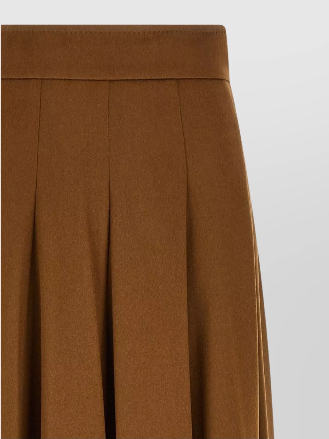 Max Mara High-Waisted Pleated Midi Skirt Design
