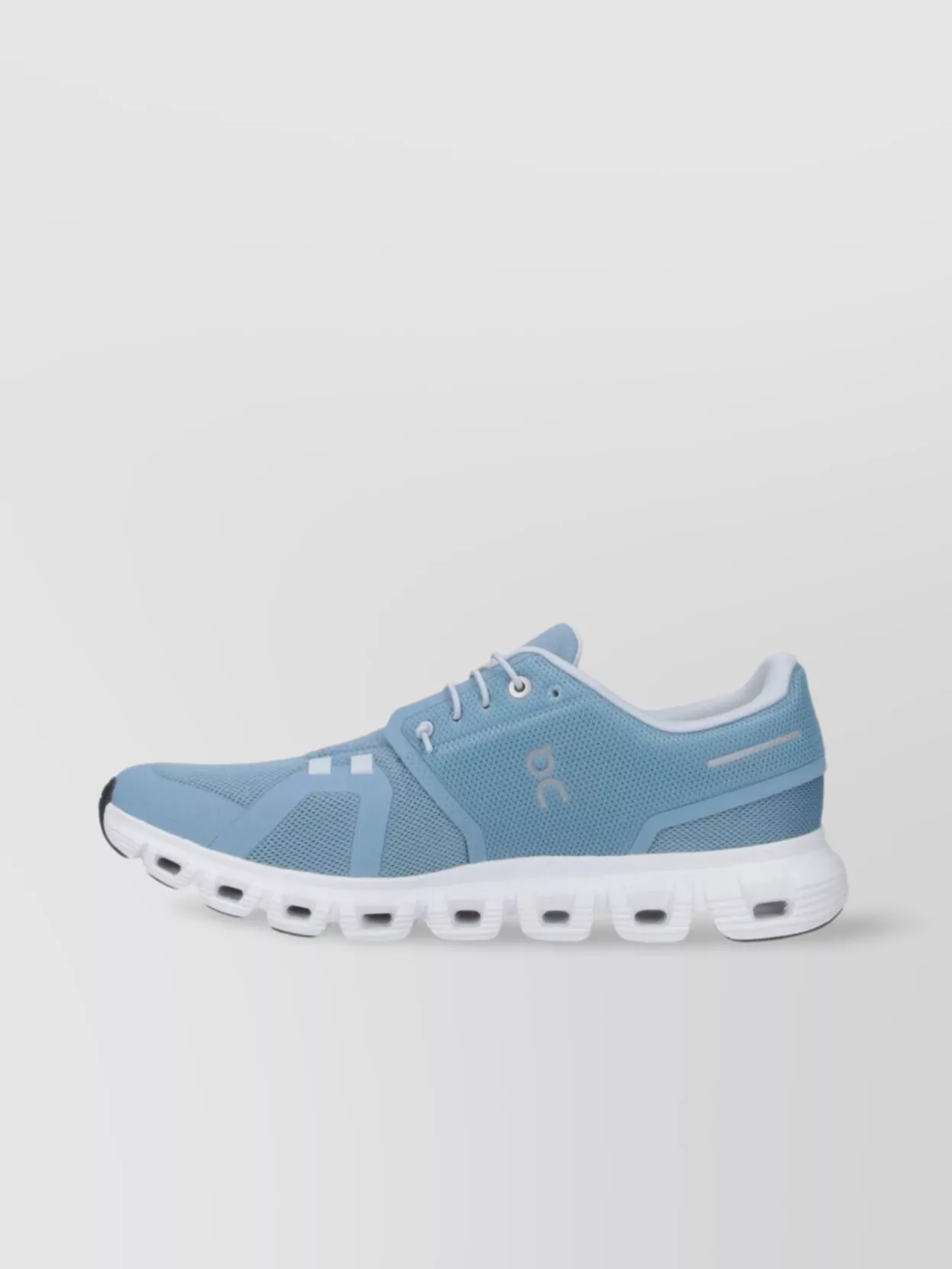 On Low Top Sneakers With Mesh Upper And Rubber Outsole