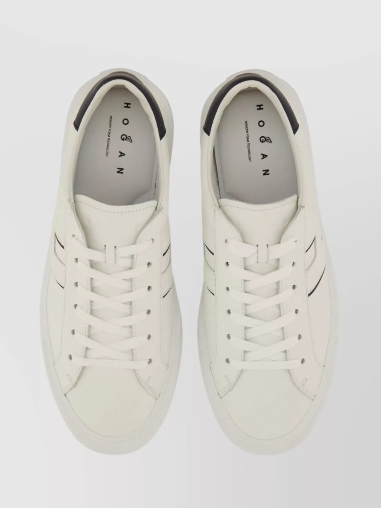 Hogan Sneakers With Contrasting Heel Tab And Round Toe
