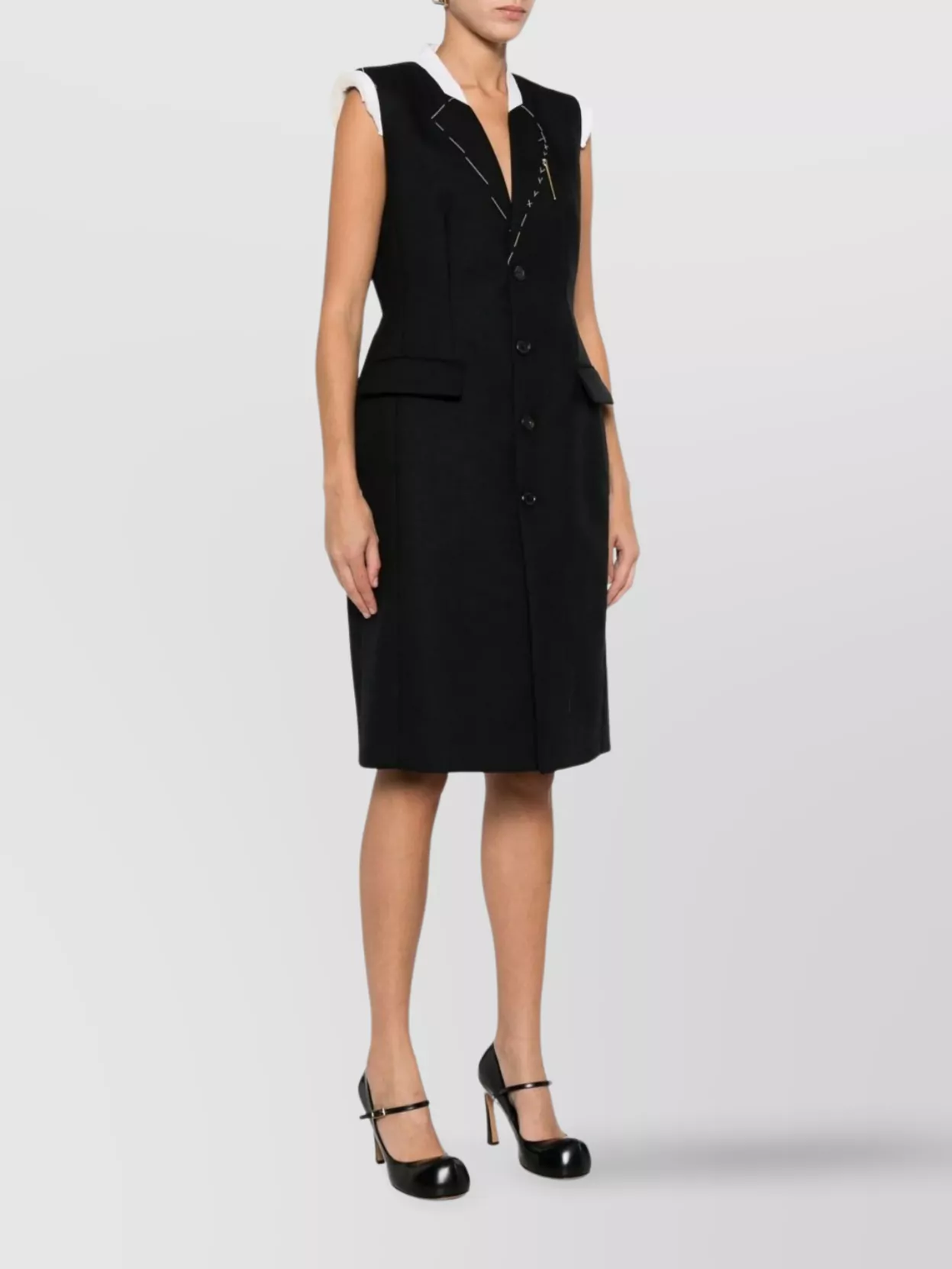Moschino Stylish Sleeveless Dress Featuring Flap Pockets