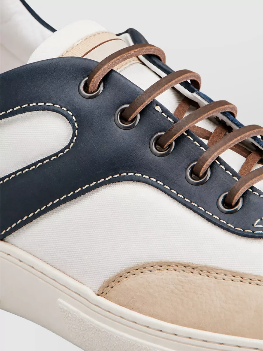 Tod's Leather Lace-Up Shoes