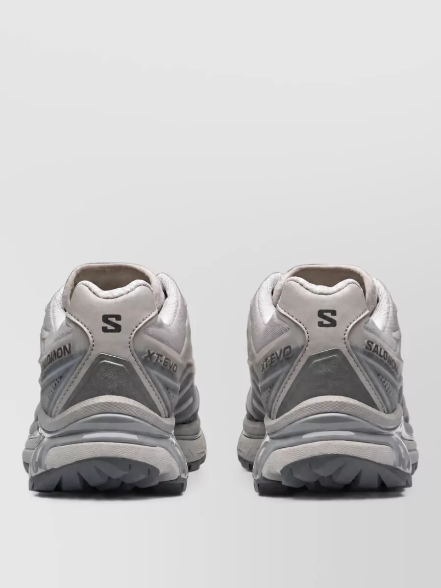 Salomon Low-Top Sneakers