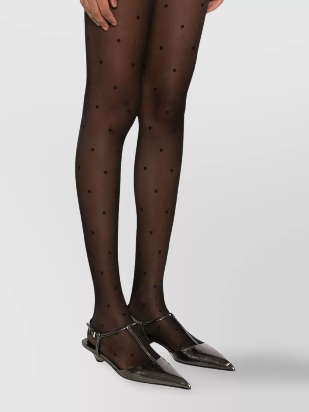 Parosh Radiant High-Waisted Shorts Floral Embellishment